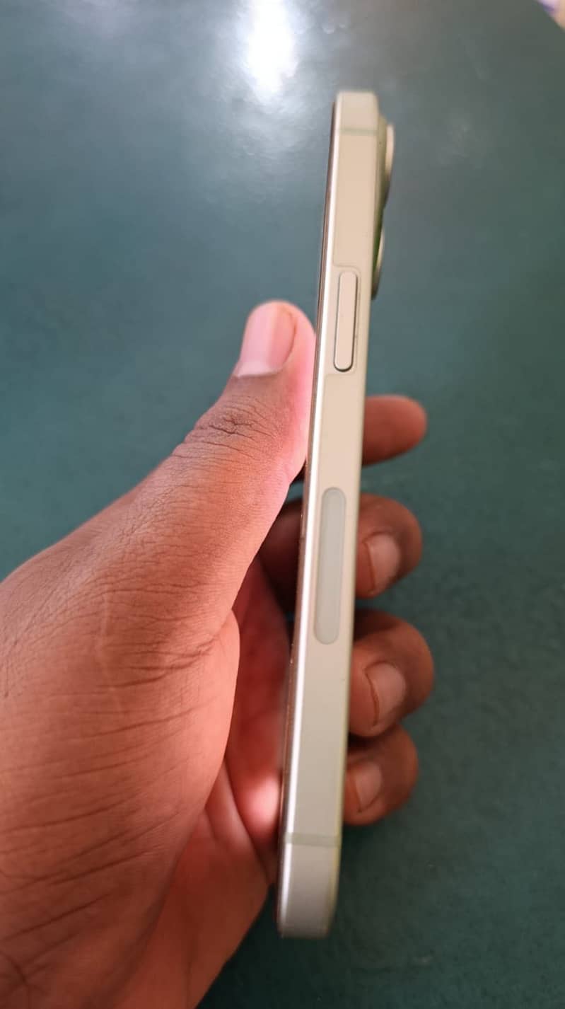Apple iPhone 15 JV 128 GB 7
