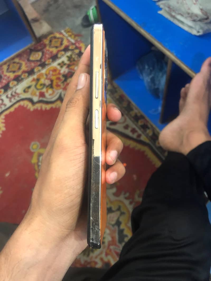 Infinix Note 30 2