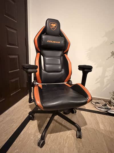Cougar Hotrod Gaming Chair Used 1.5 Years Ergonomic Chair