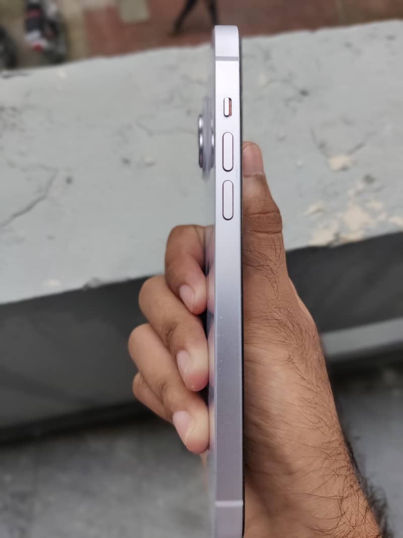 IPhone 14 Plus 7