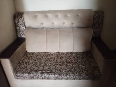 6 Seater Stylish Sofa Set for Sale --Good Condition