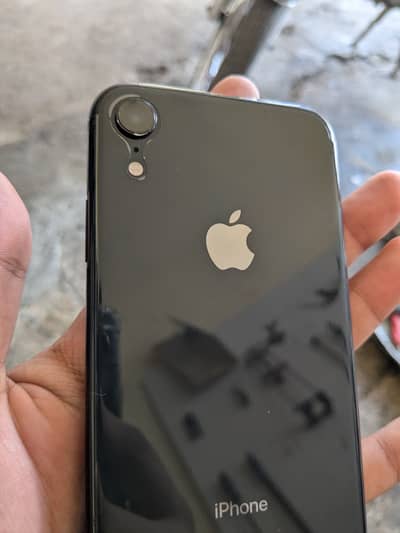 Apple iPhone XR