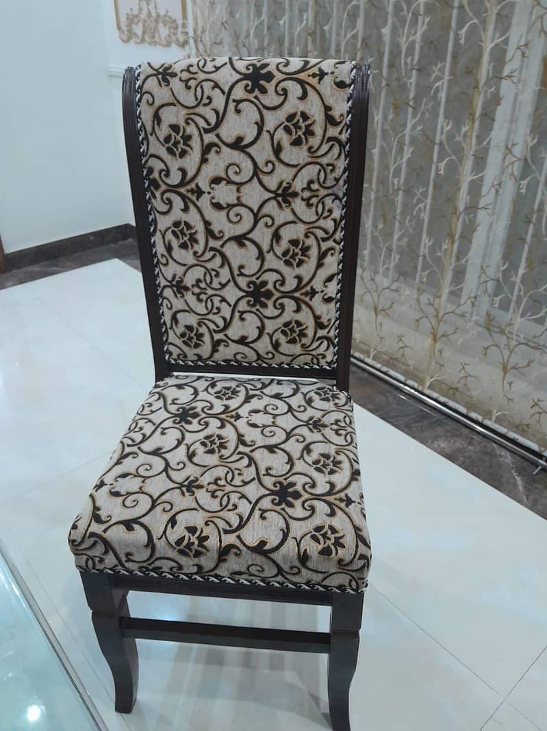dining table 0