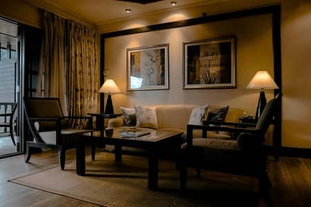 In Bahria Town - Sector C Flat For Sale Sized 450 Square Feet
