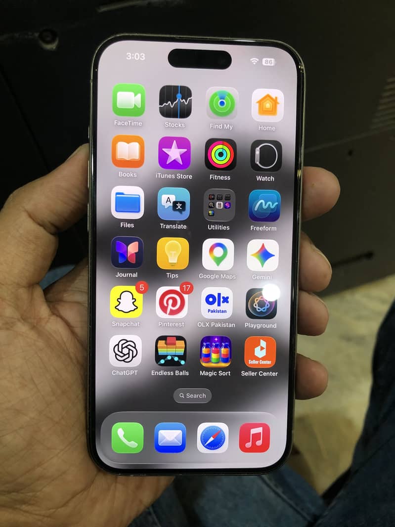 Apple iPhone 15 Pro 4
