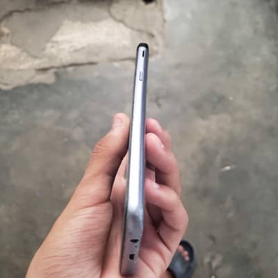 Samsung Mobile J6 3/32 exchange possible