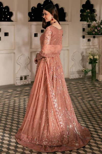 Naqshi brand lahanga