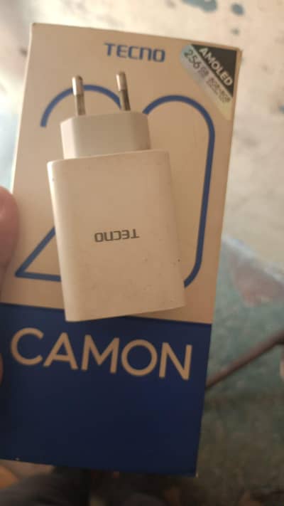 camon 20