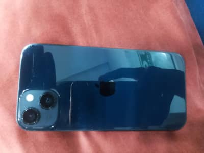 Apple iPhone 13