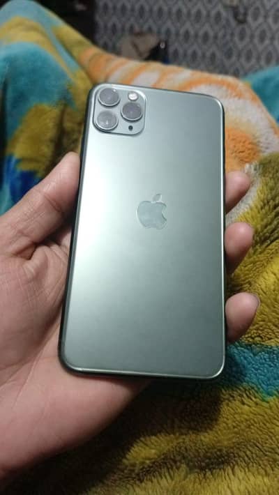 iPhone 11 pro max non pta 64gb  battery 92% water pack 10/10