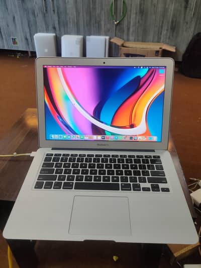 MacBook Air 13-inch 2017 | Core i7 | 8GB RAM | 512GB SSD