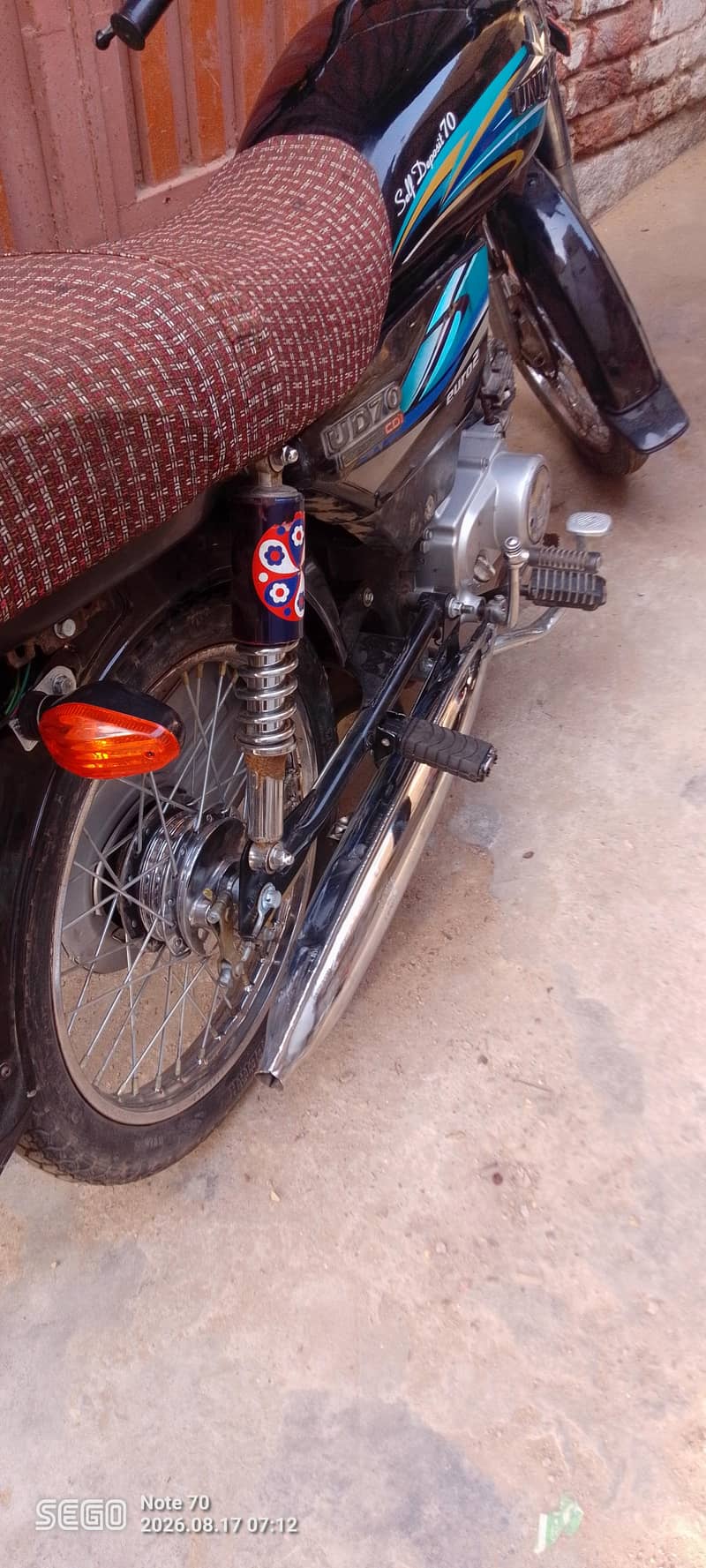 good condition unique 2015 model 1