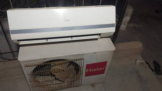 Haier 1 Ton Split AC – Non Inverter – Good Condition