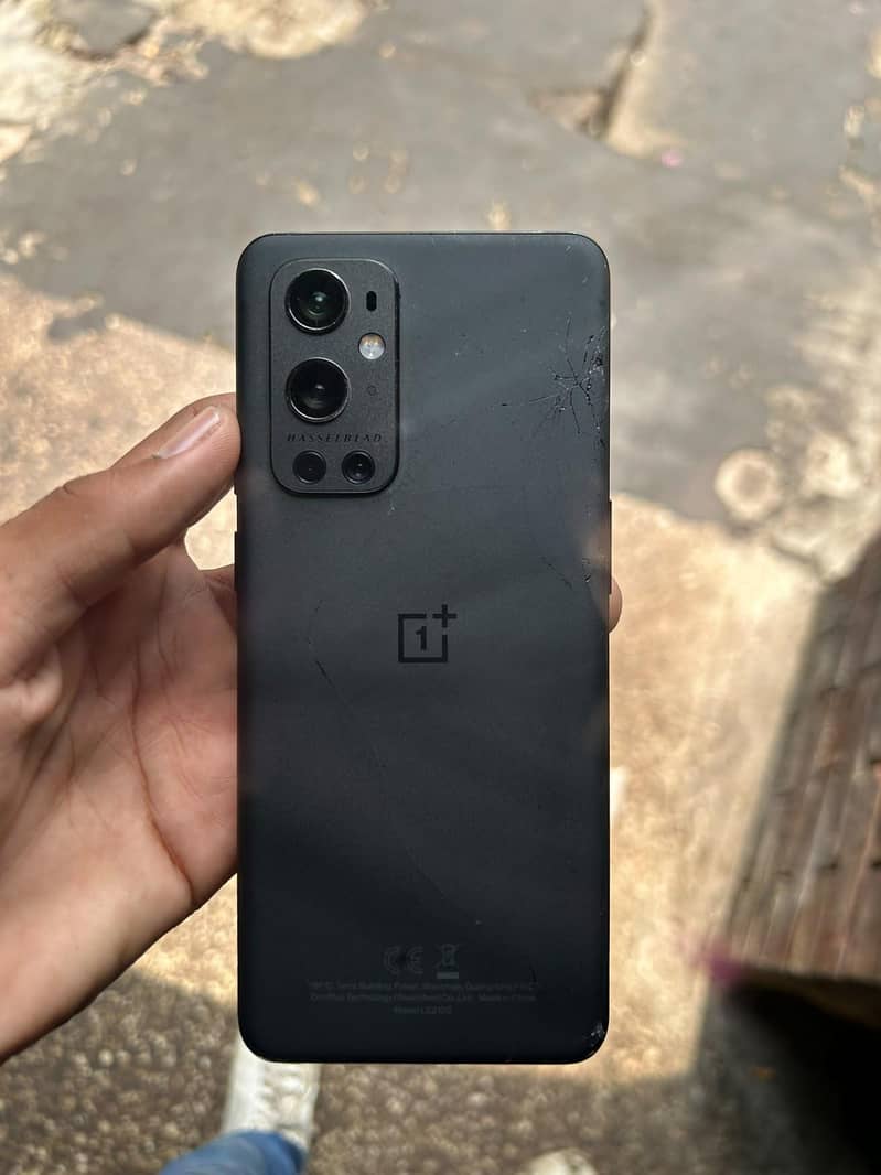 One Plus 9 Pro 0