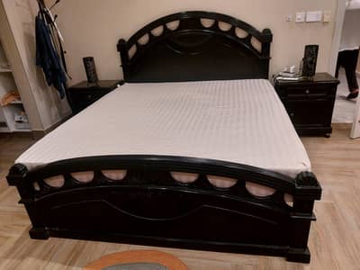 bed set without mattress