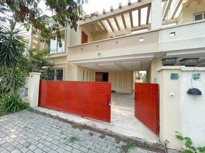 Your Dream 10 Marla House Is Available In Bahria Enclave - Sector A