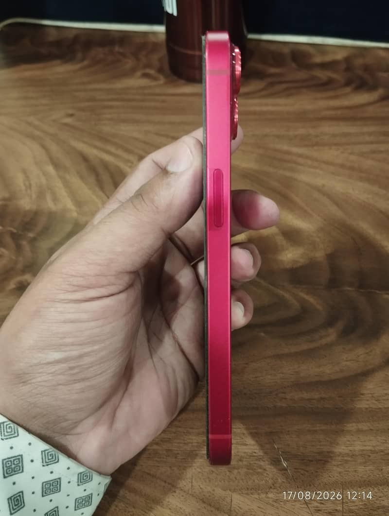 Apple iPhone 13 3