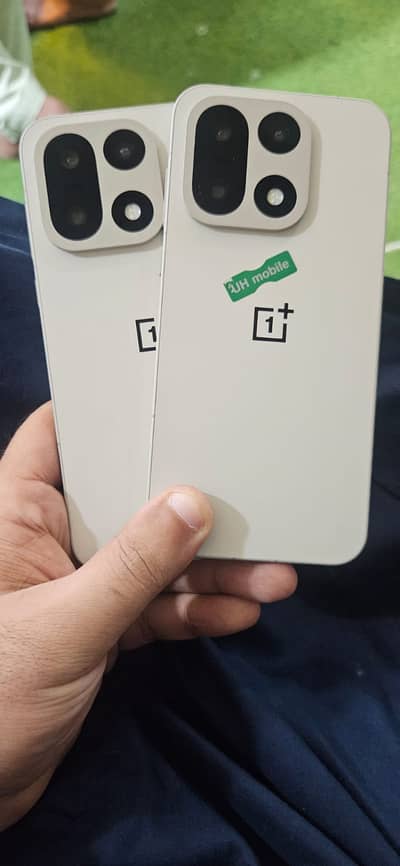 Oneplus 15 / 12GB-256GB / Non PTA Non Active / Water Pack Stock