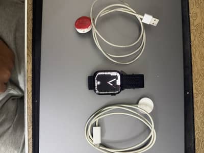 Apple watch series 8