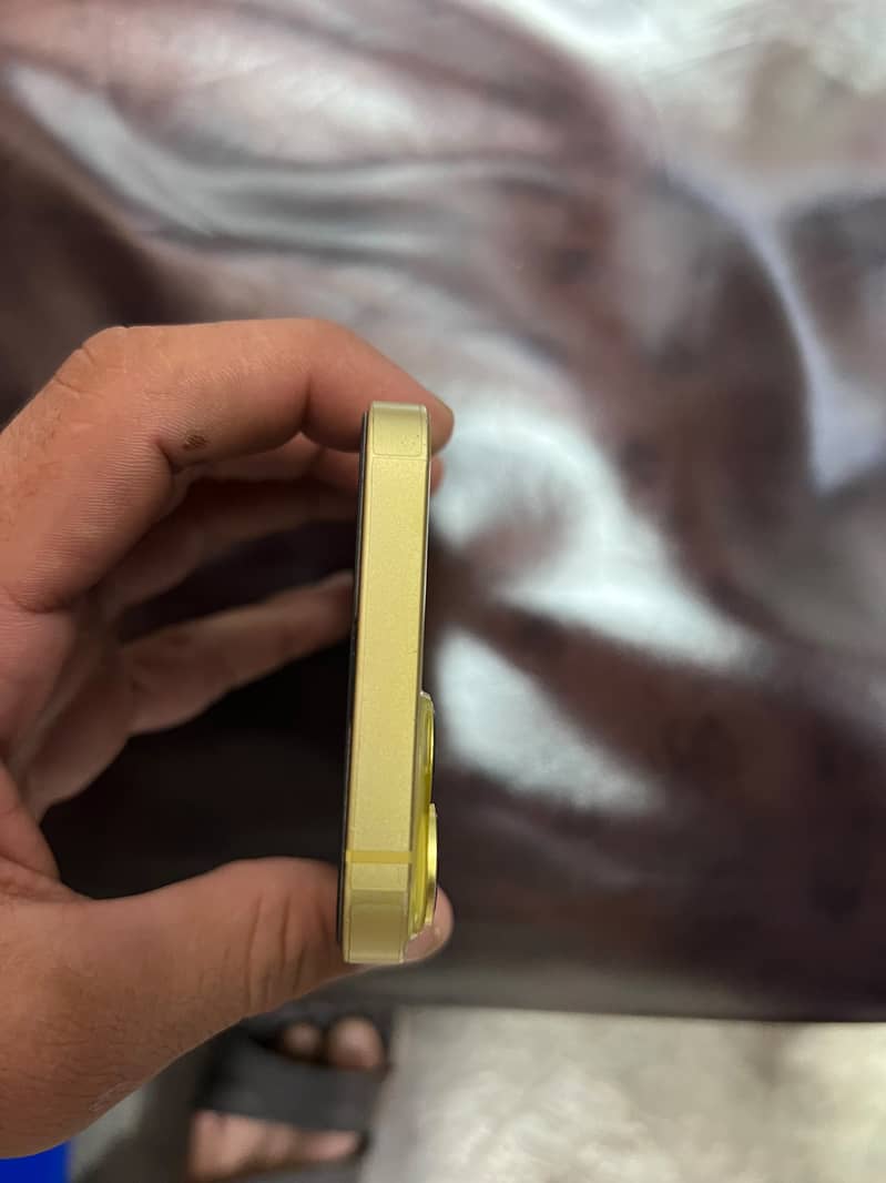 Apple iPhone 14 5