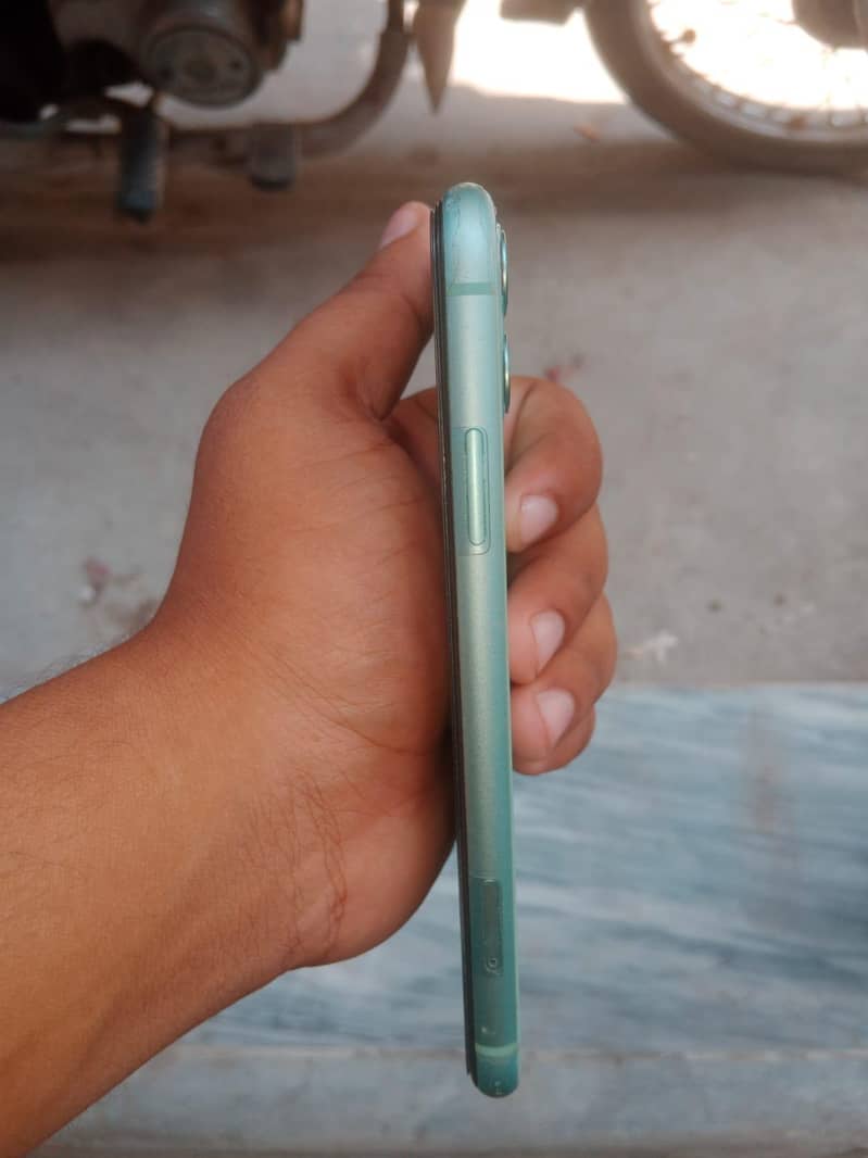 Apple iPhone 11 1