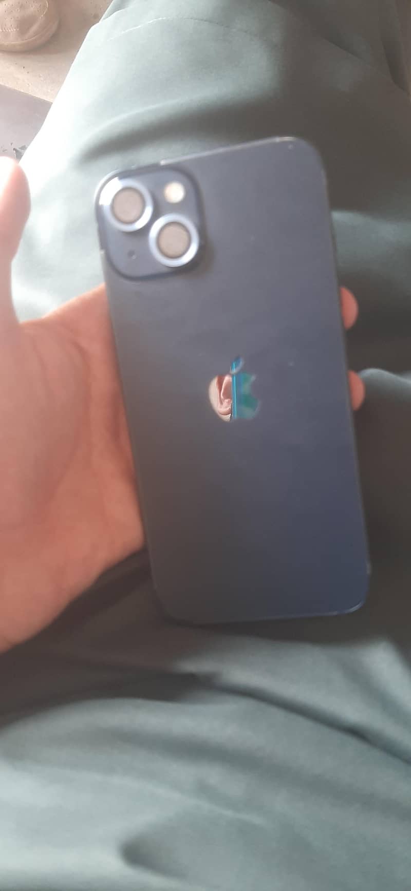 Apple iPhone 13 0