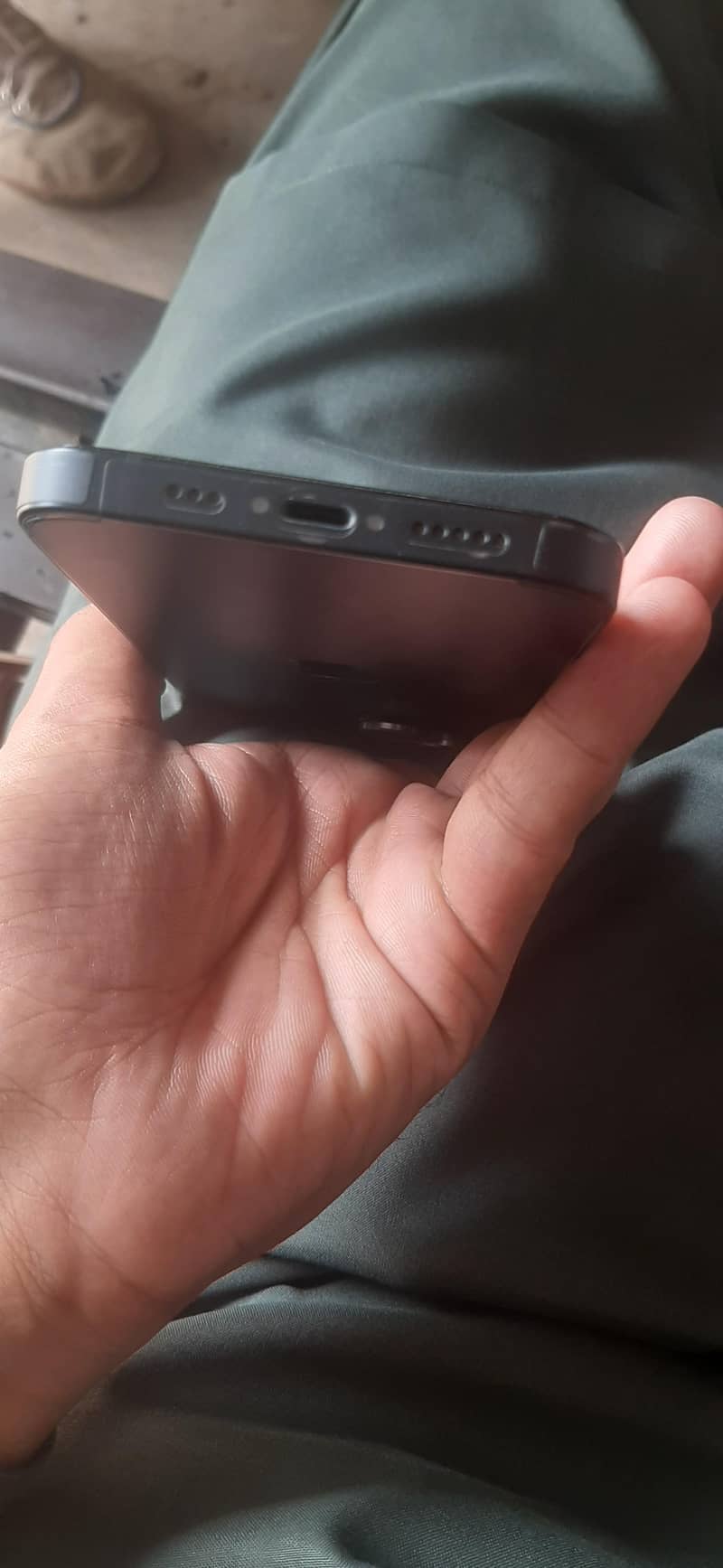 Apple iPhone 13 1