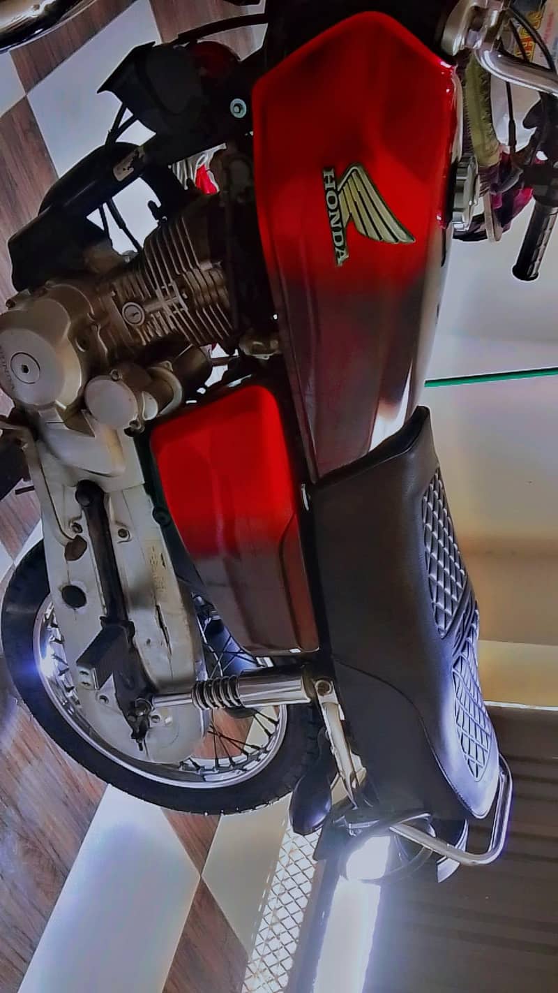 CG 125 Self Start 3