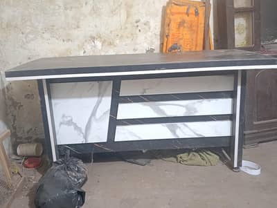 office table for sale condition 10/8