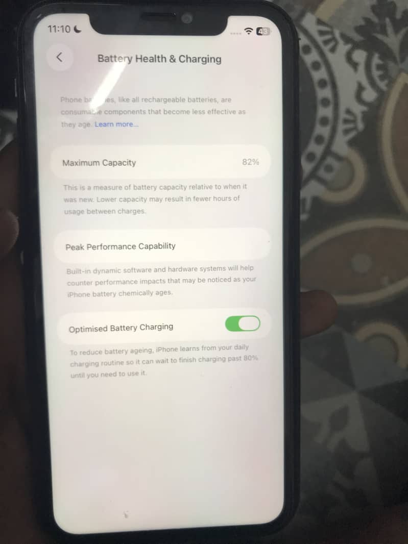 Apple iPhone 11 4