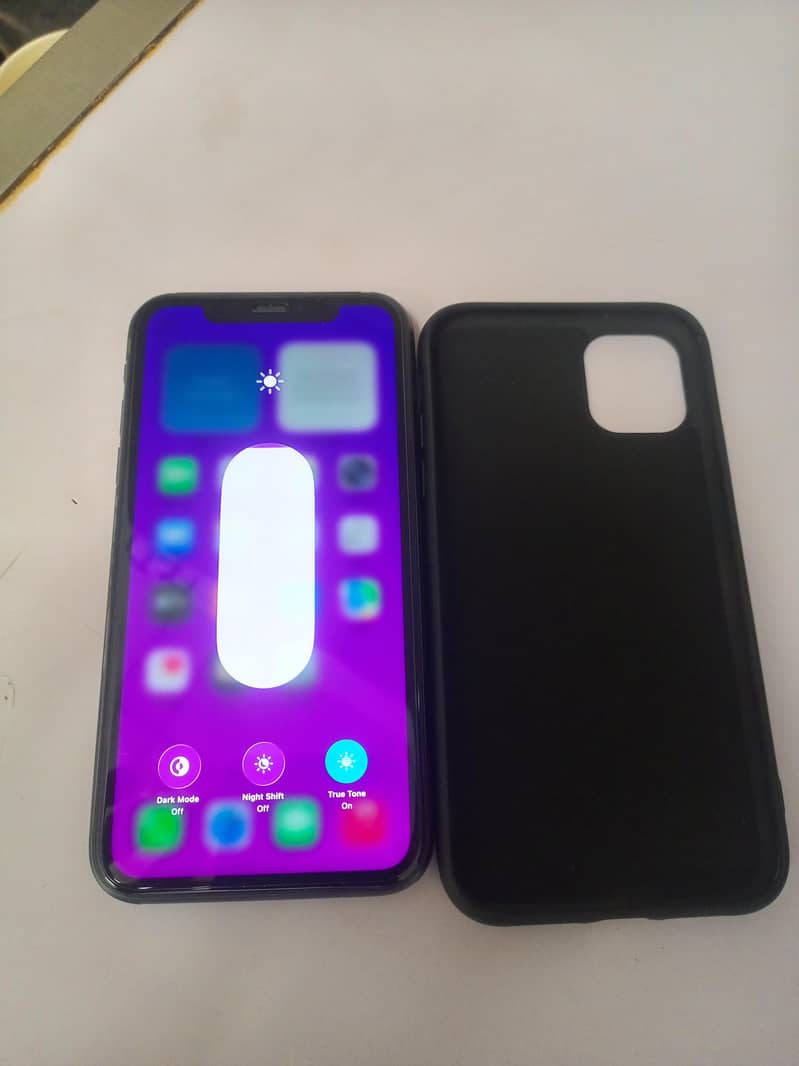 Apple iPhone 11 3