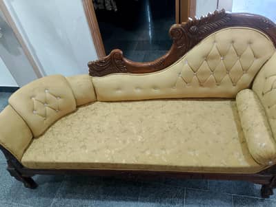 new dewan for sale only 1 month used only interested peoples can msg