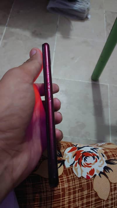 Vivo Y11 3GB/32GB – Box & Charger Included