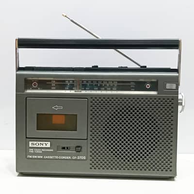 1980s Spanish Sony CF-370S 3-Band FM/MW/SW Cassette-Corder Boombox tap