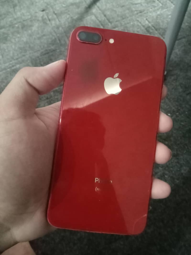 Apple iPhone 8 Plus 0