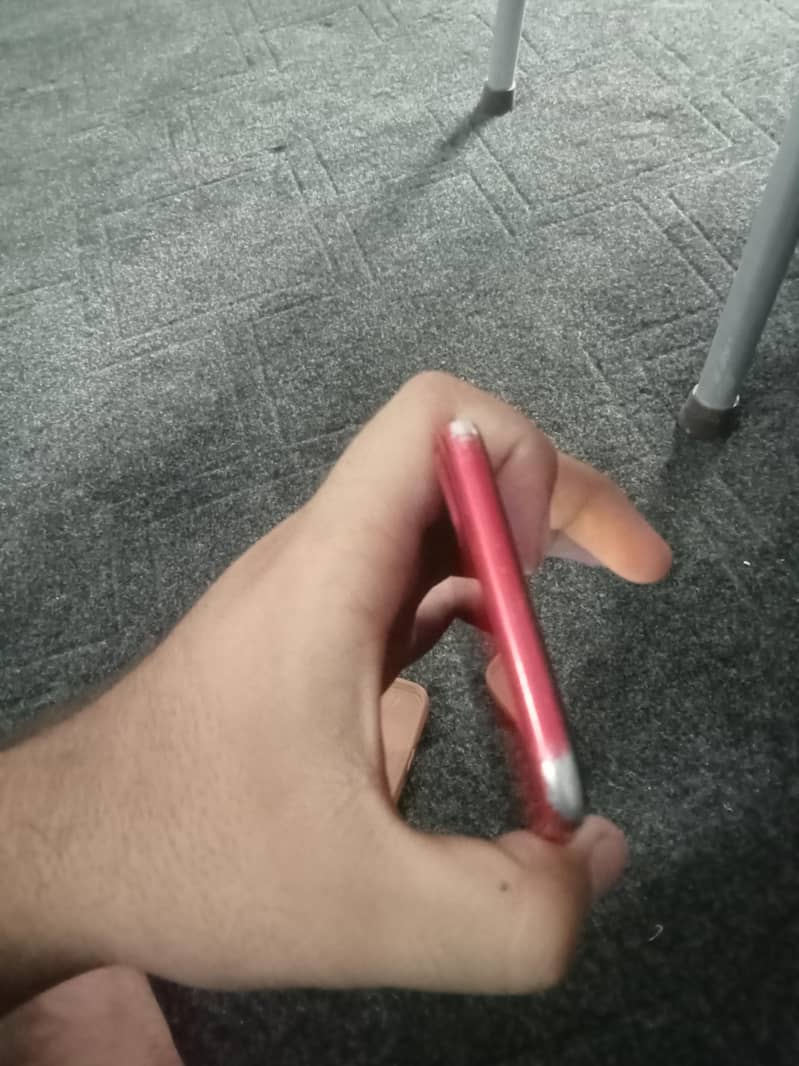 Apple iPhone 8 Plus 4