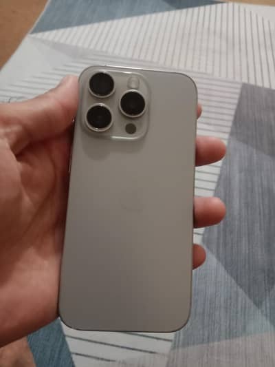 Apple iPhone 15 Pro