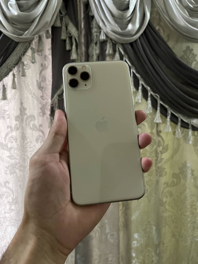 Apple iPhone 11 Pro Max 0
