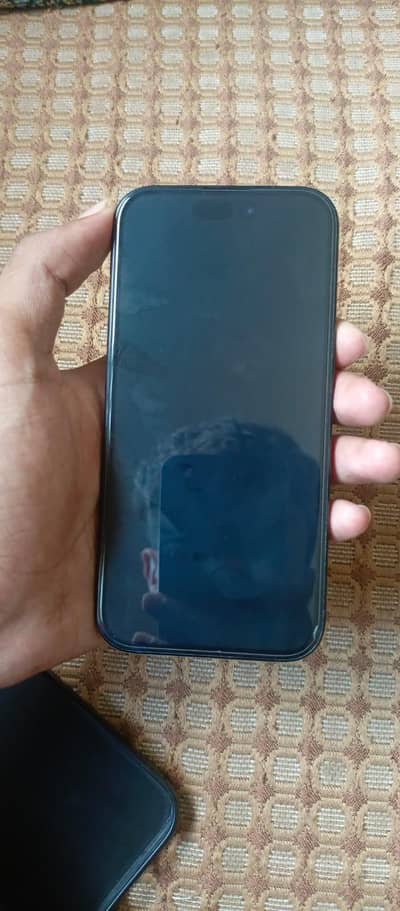 Apple iPhone 15