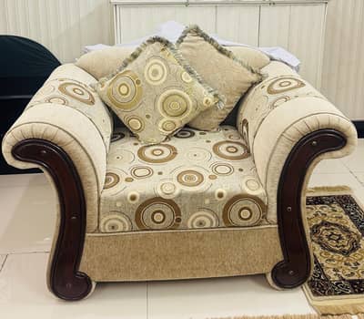 7 seater sofa with 3 table's