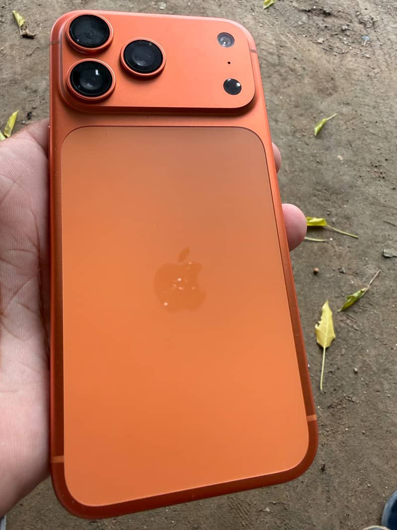 Apple iPhone 17 Pro Max 0