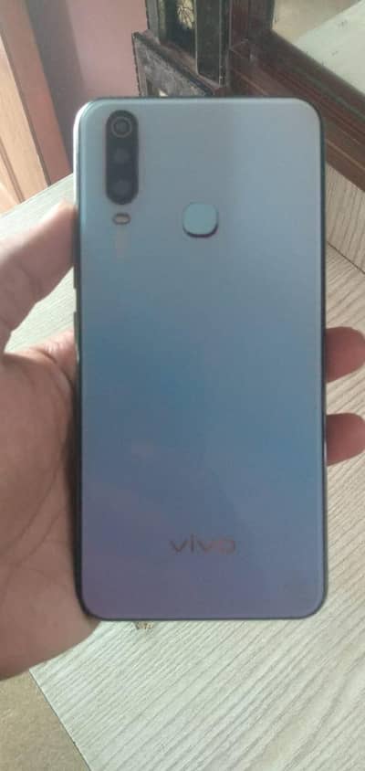 Vivo Y17