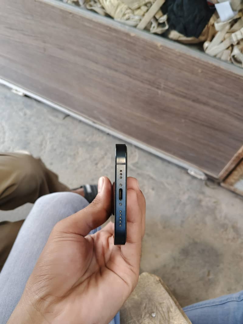 iphone 13 jv 0