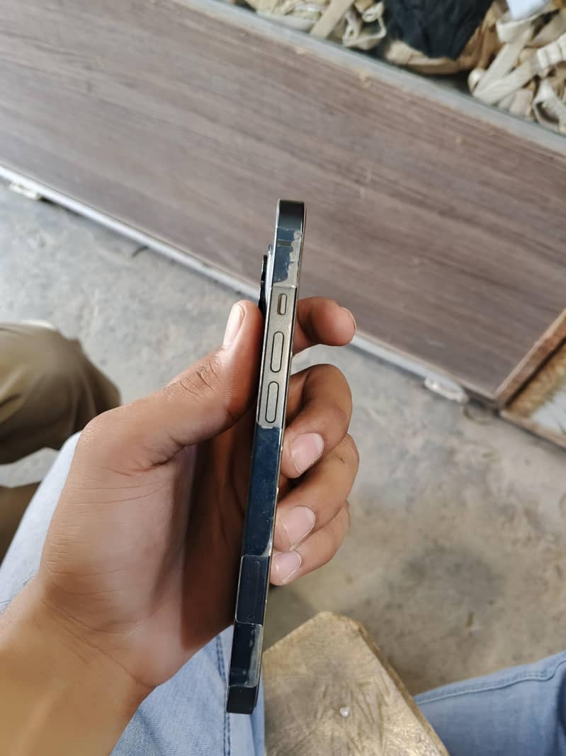 iphone 13 jv 3