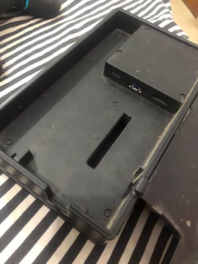 full set Nintendo switch with original charger