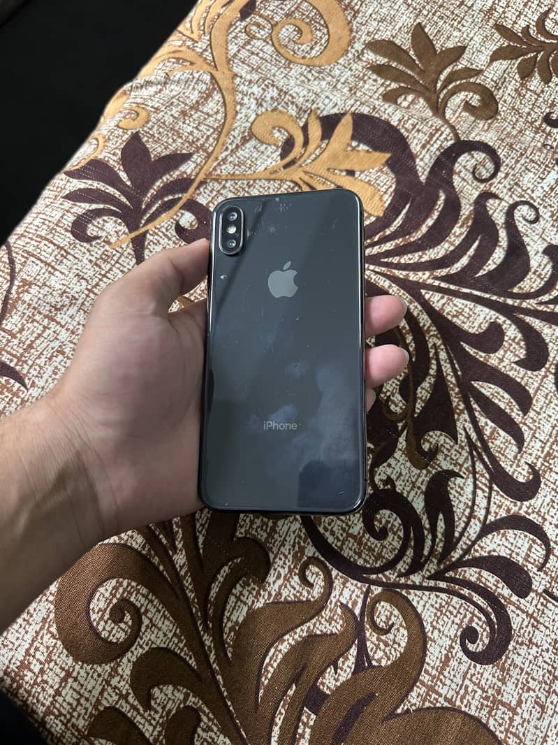 Apple iPhone X 4
