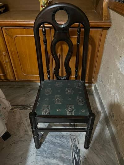 6 seater dining table