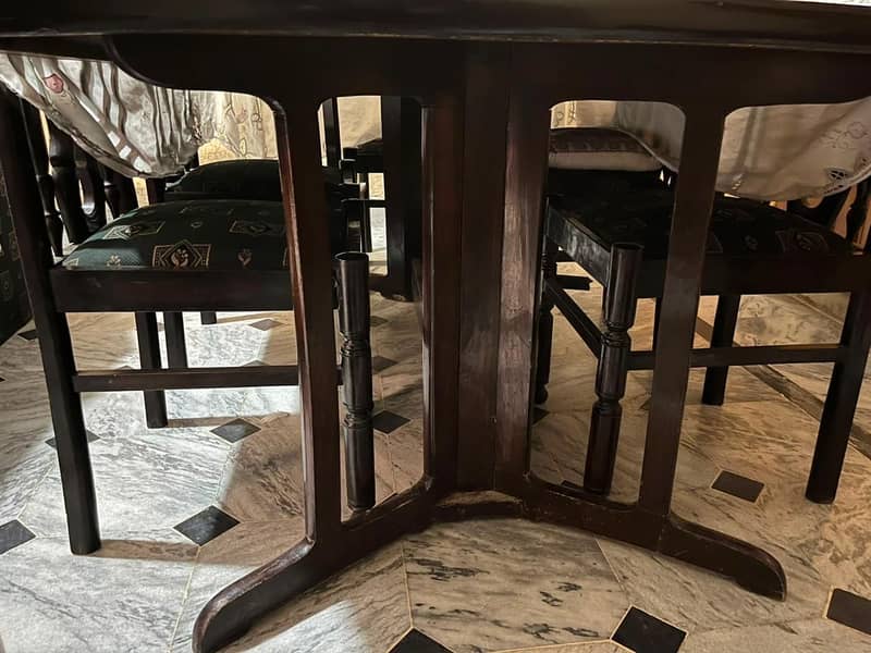 6 seater dining table 1