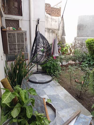 hanging seat