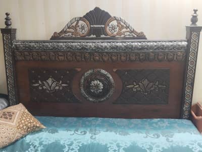 KING SIZE BED FOR SALE